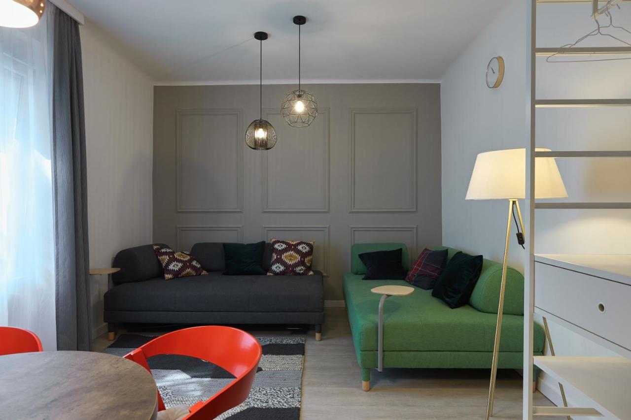 7Domb Apartman Komló Exterior foto
